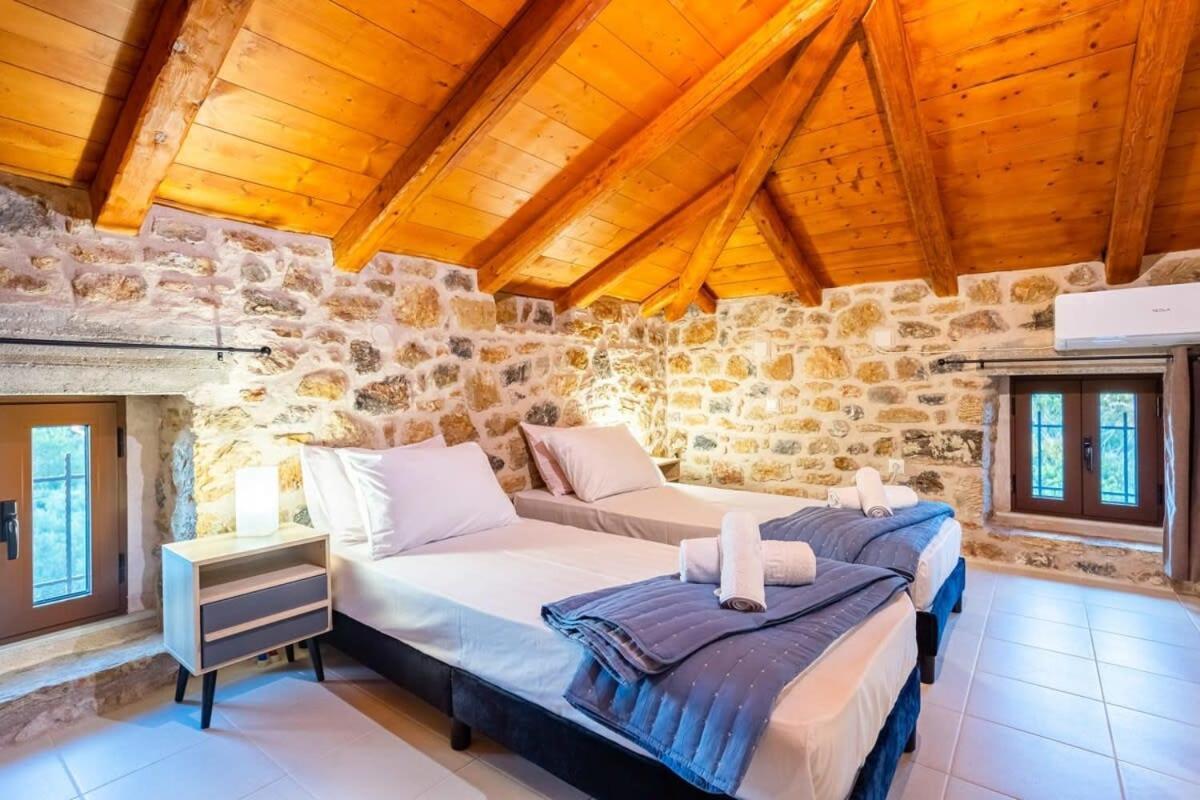 Mantineia Stone Villa-An Ethereal Getaway Megali Mantineia Экстерьер фото